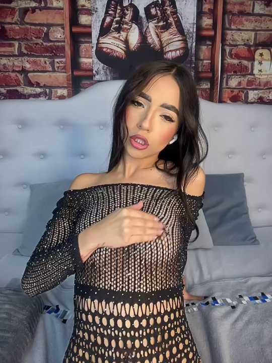 TiniLoveXXX Stripchat recording – Oct 19, 2026