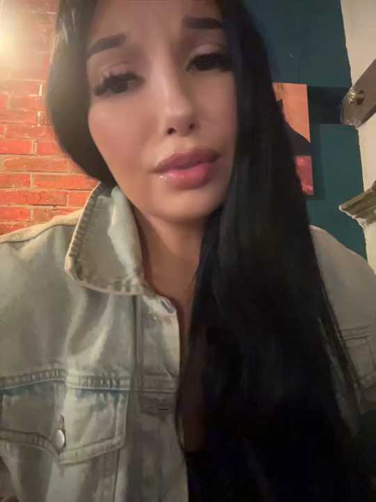 Tisha_Busty