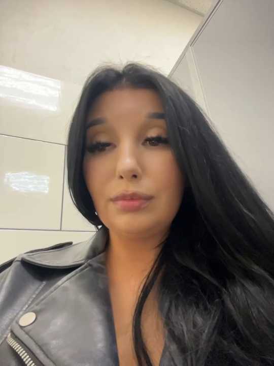 Tisha_Busty