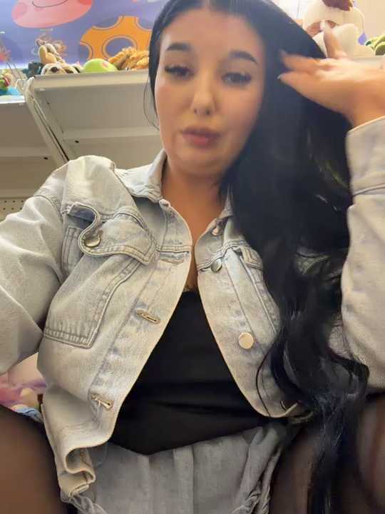 Tisha_Busty Stripchat recording – Oct 25, 2026