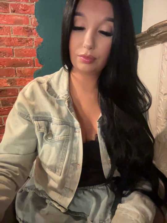 Tisha_Busty
