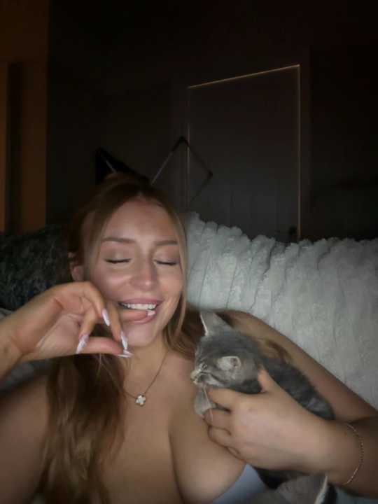UKLillie Stripchat recording – Oct 21, 2026