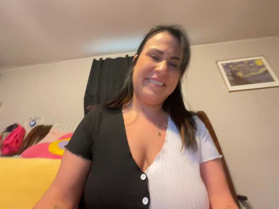 UrMilfy01 cam recording