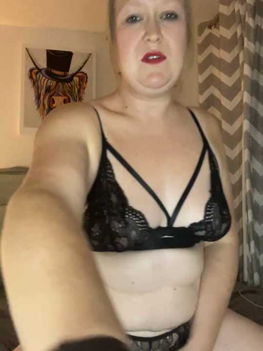 Ur_girl_next_door cam recording