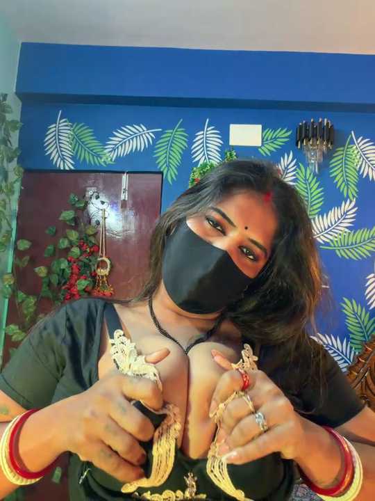 V-Hot-Sweti