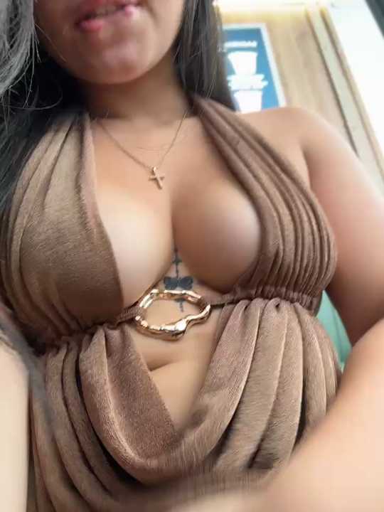 Valentina-gomezz