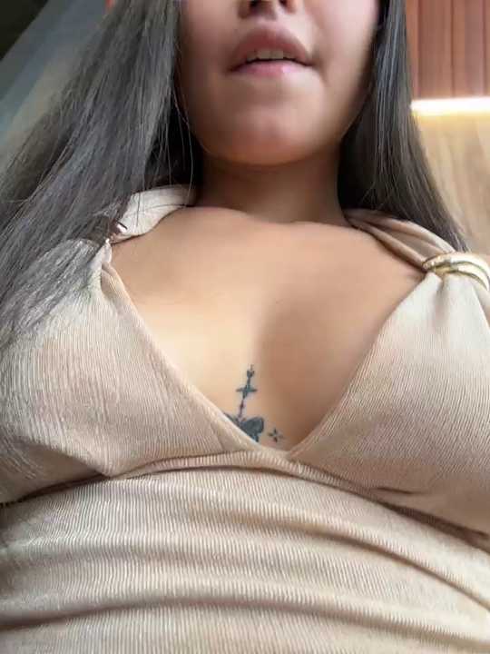 Valentina-gomezz cam recording