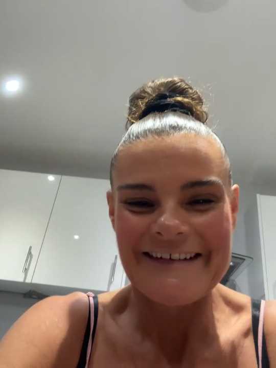 Valentina_Rose-2163xoxo cam recording