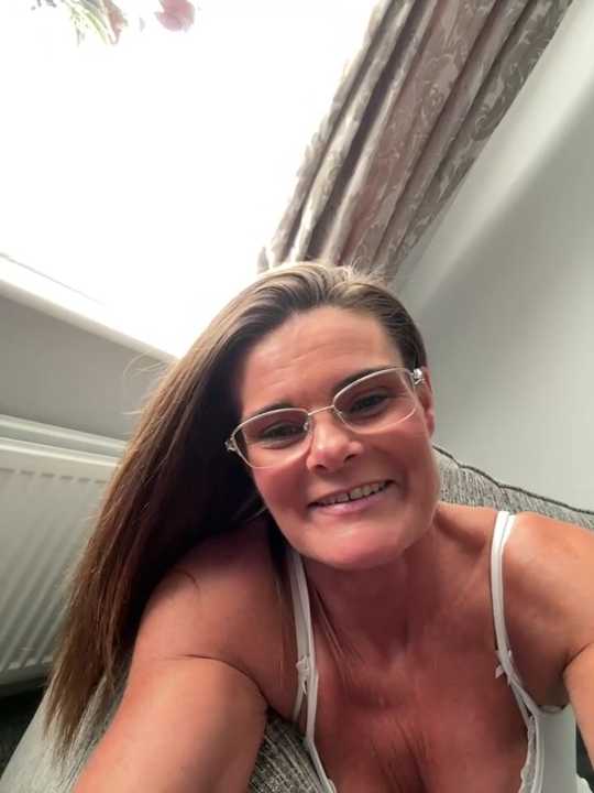 Valentina_Rose-2163xoxo cam recording