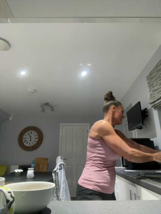 Valentina_Rose-2163xoxo cam recording