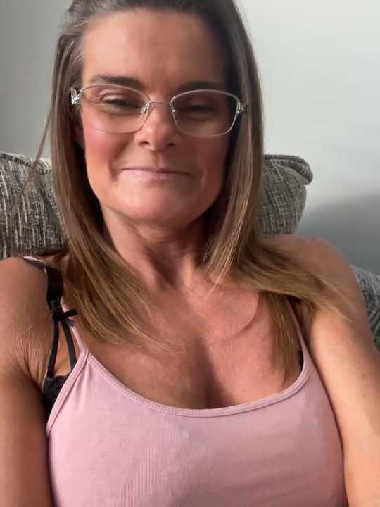 Valentina_Rose-2163xoxo Stripchat recording – Oct 25, 2026