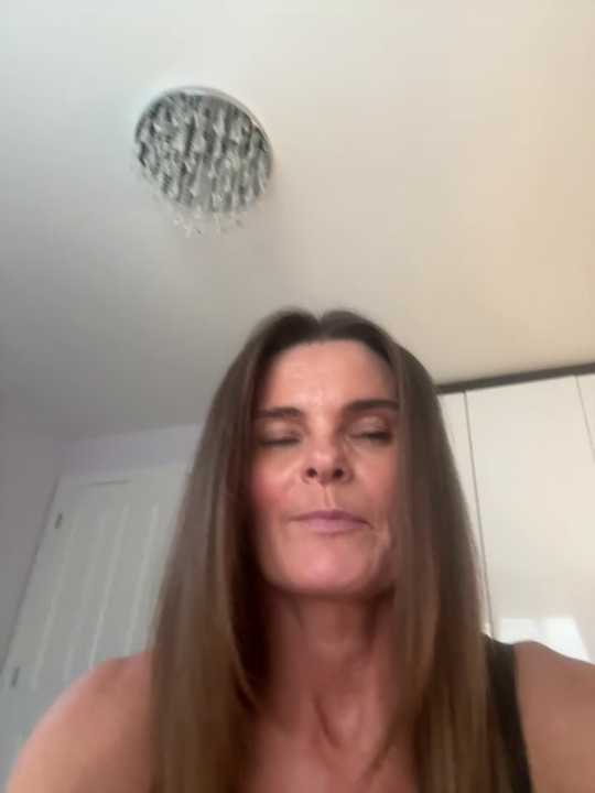 Valentina_Rose-2163xoxo cam recording