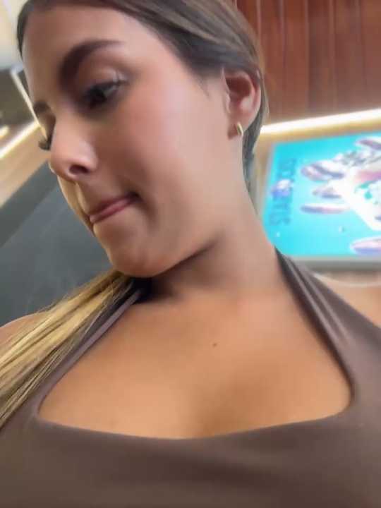 Valeria-escobar cam recording