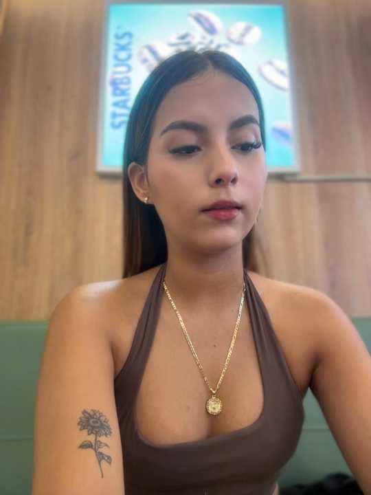 Valeria-escobar cam recording