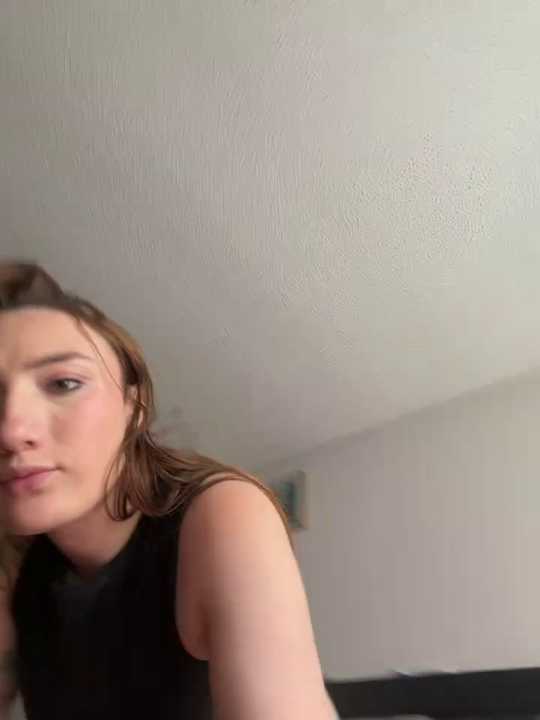 Valery_Salmons Stripchat recording – Oct 22, 2026