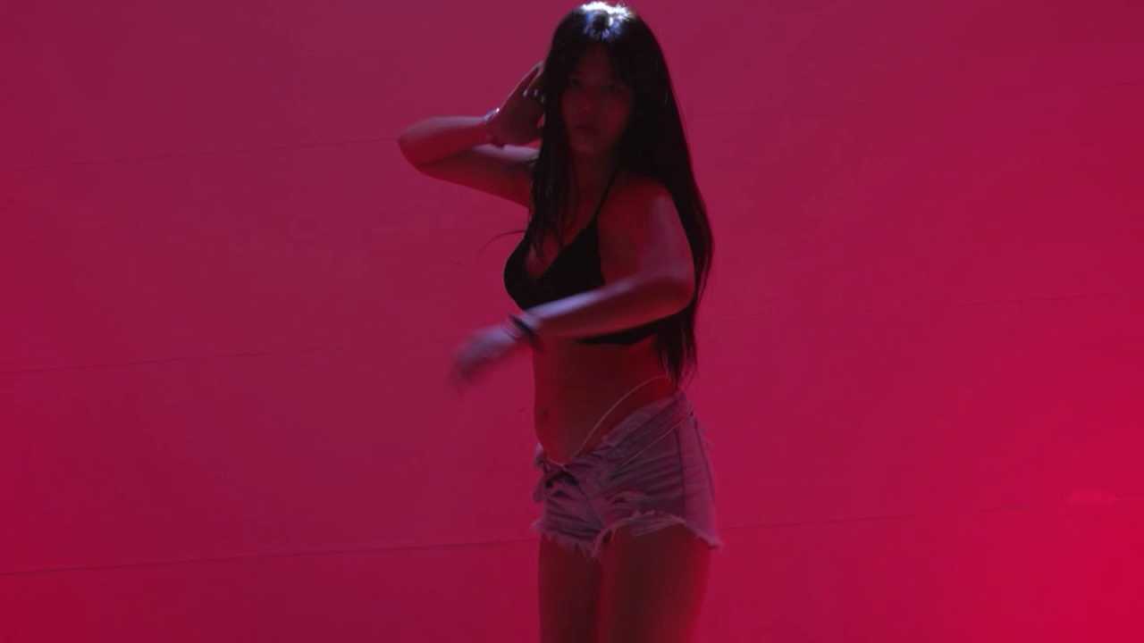 Velvet--girl cam recording