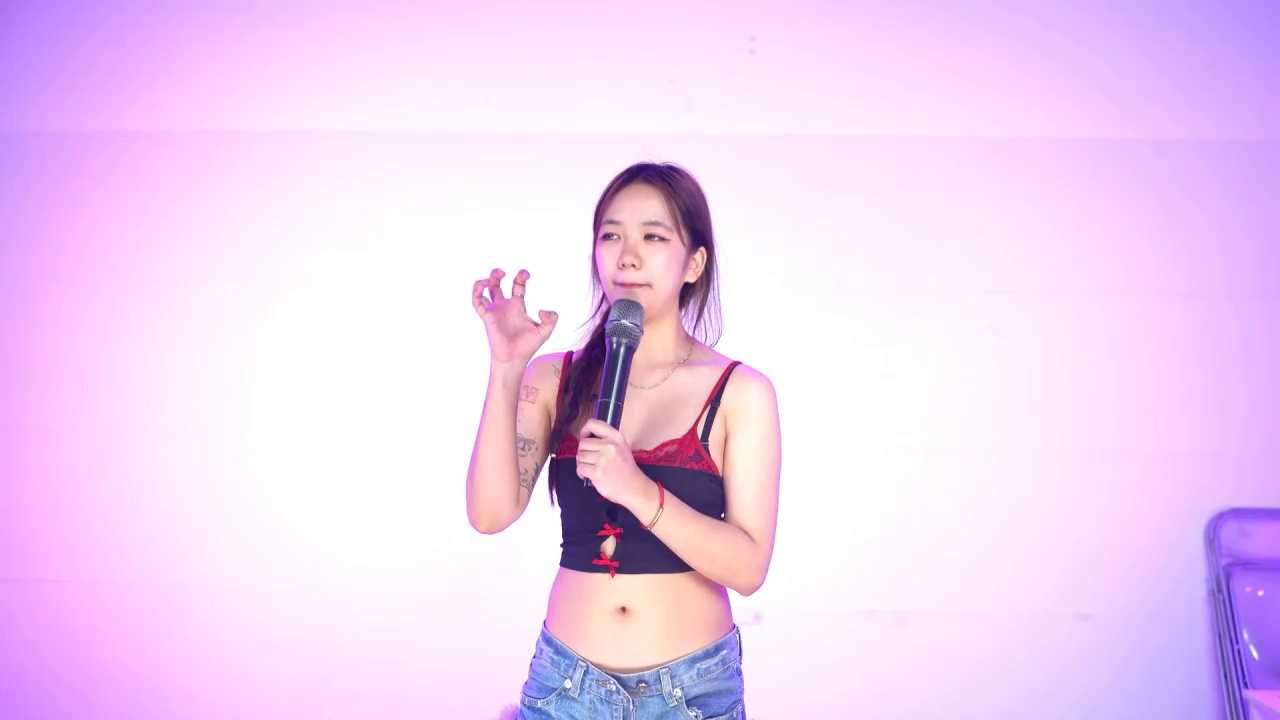 Velvet--girl Stripchat recording – Oct 14, 2026