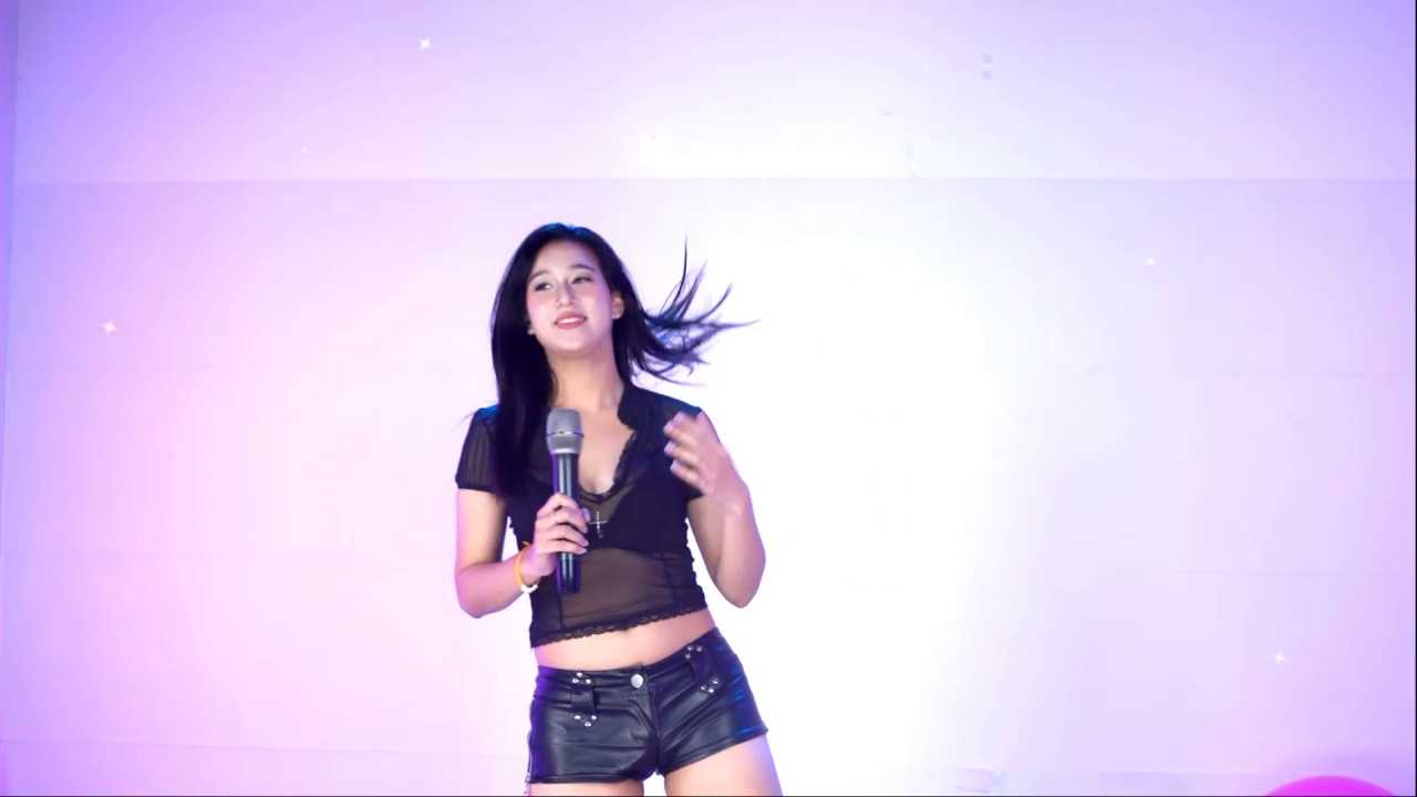 Velvet--girl cam recording