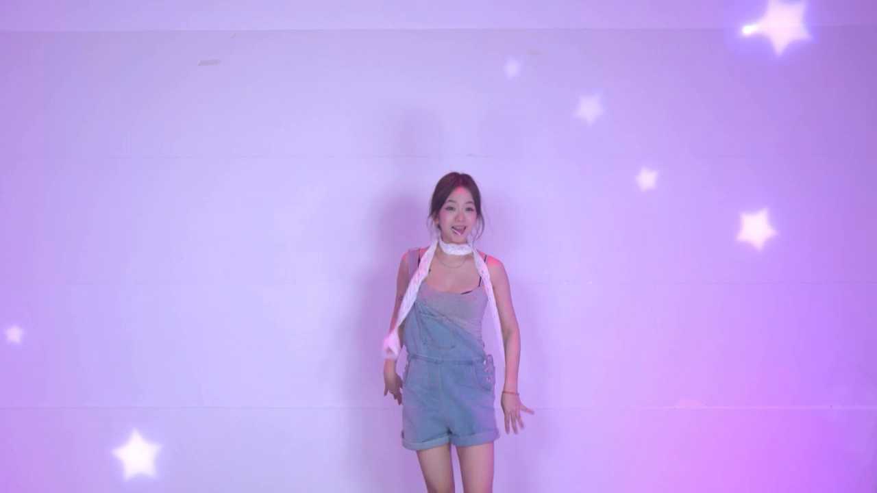 Velvet--girl cam recording