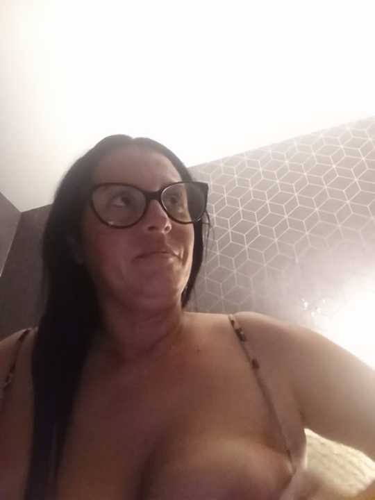 VelvetNaughty-Shem Stripchat recording – Oct 24, 2026