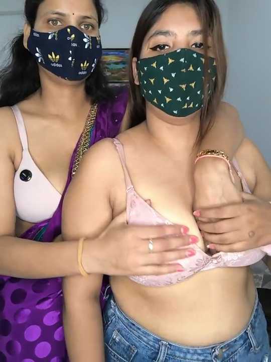 Velvett_vixens cam recording