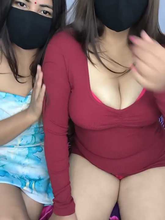 Velvett_vixens cam recording