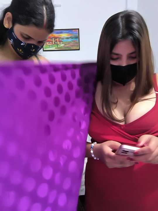 Velvett_vixens cam recording