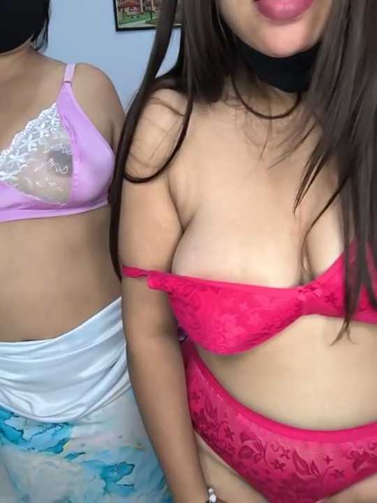 Velvett_vixens cam recording