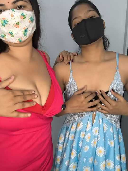 Velvett_vixens cam recording