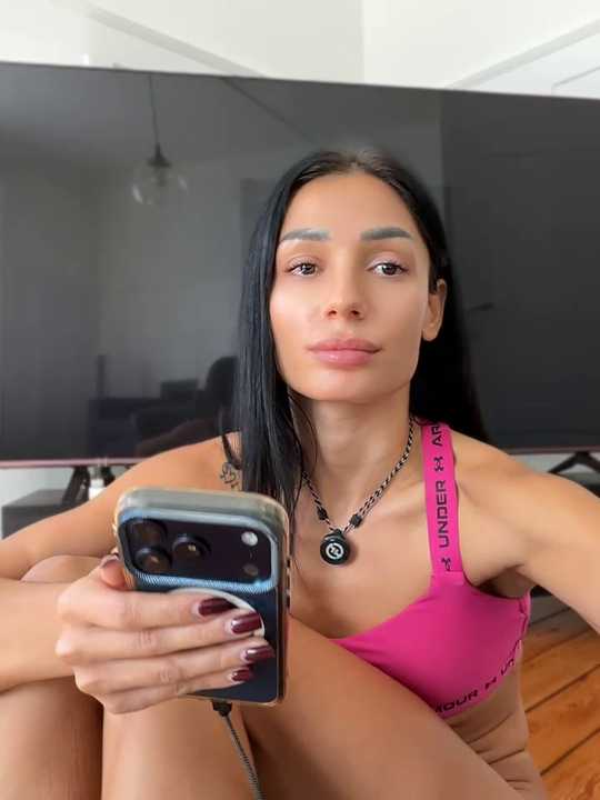 Vicky_luxe cam recording