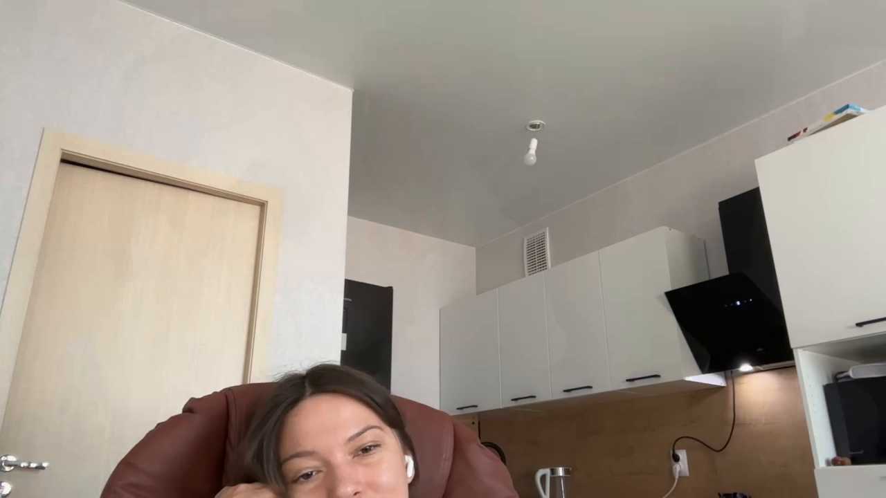 Victoria1Love cam recording