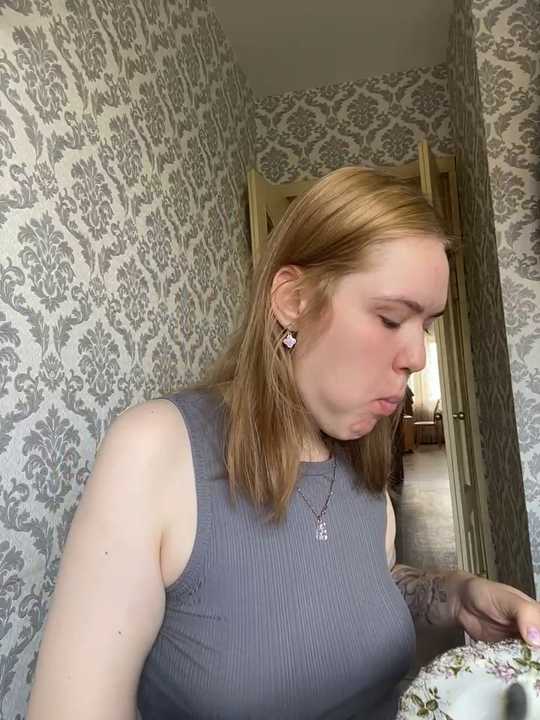 Violette_Ro