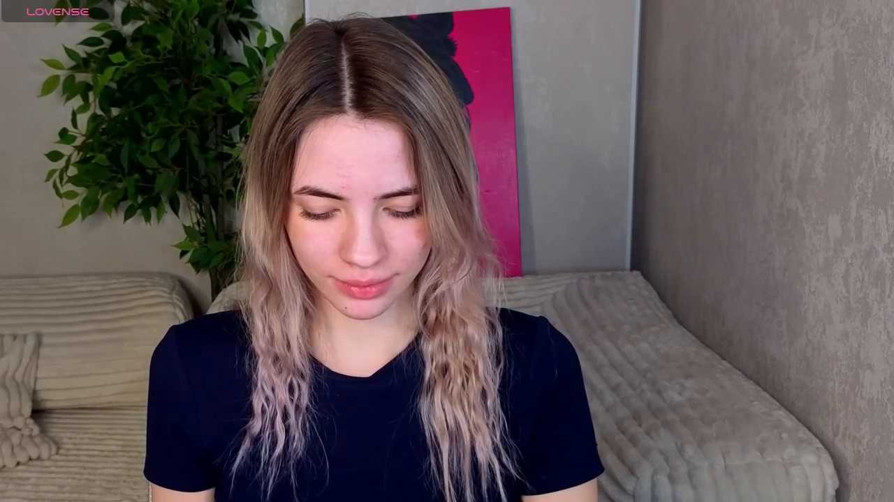 Vivienn_Rose Stripchat recording – Oct 23, 2026