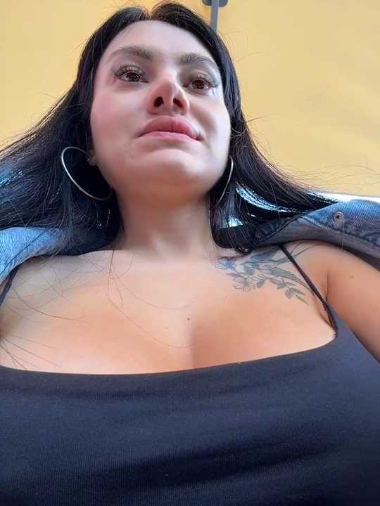 Wet__Bunny cam recording