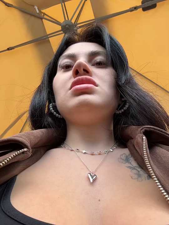 Wet__Bunny cam recording