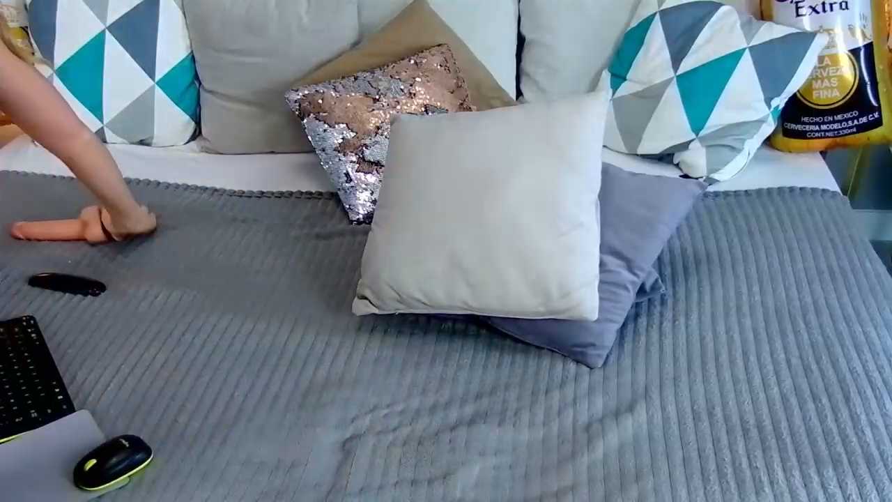 WoW__JuliaBlonde cam recording
