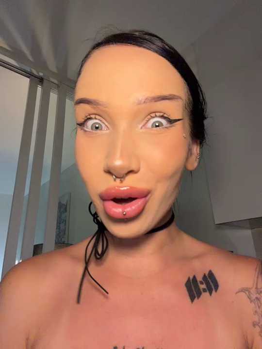 XEye_Candy Stripchat recording – Oct 23, 2026
