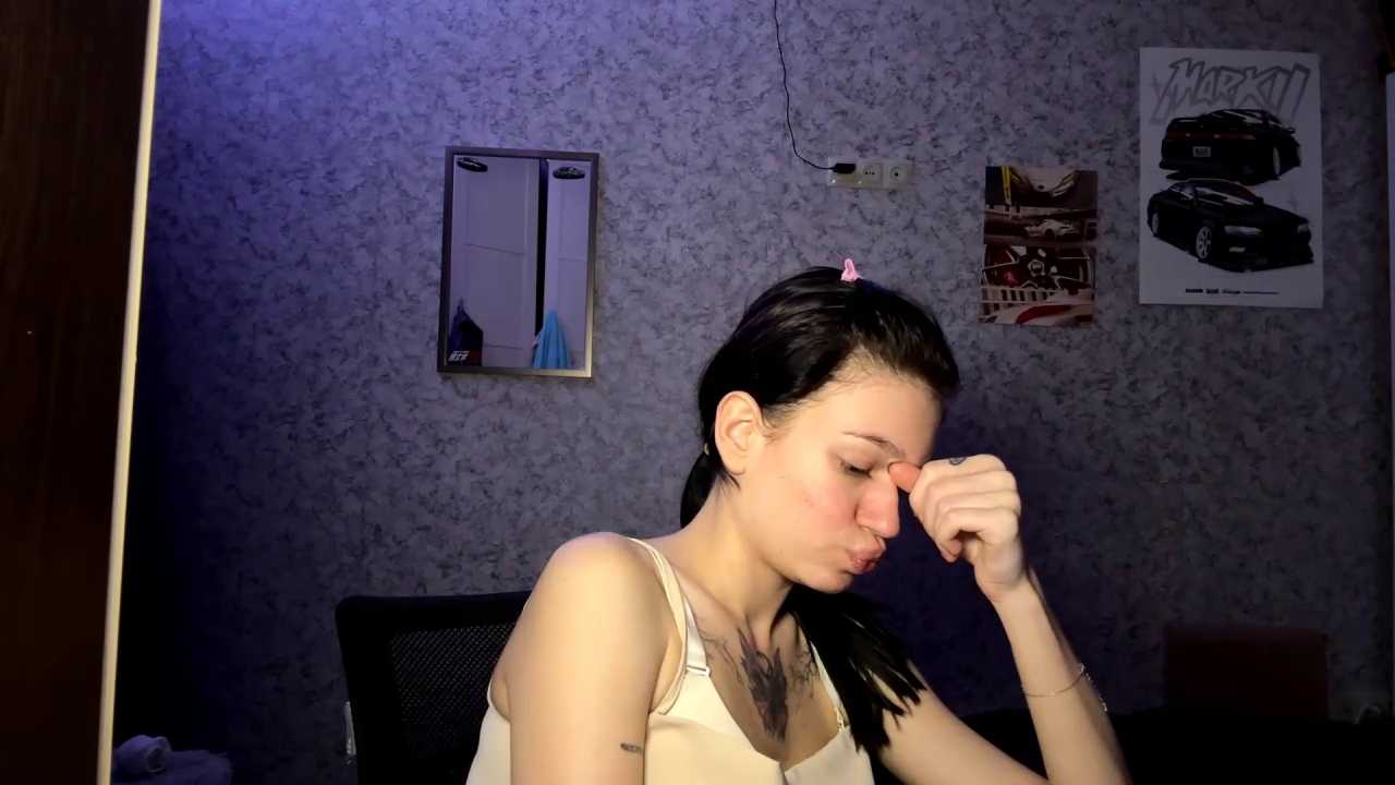 YasmineAndrson cam recording
