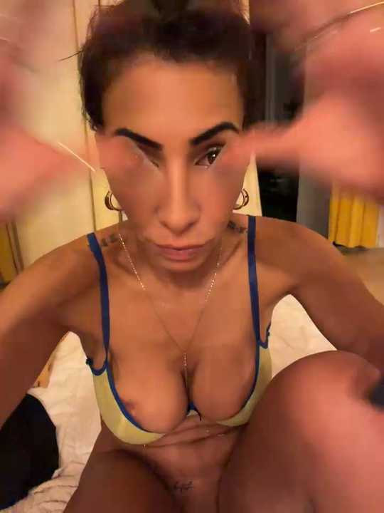 YasmineRiva