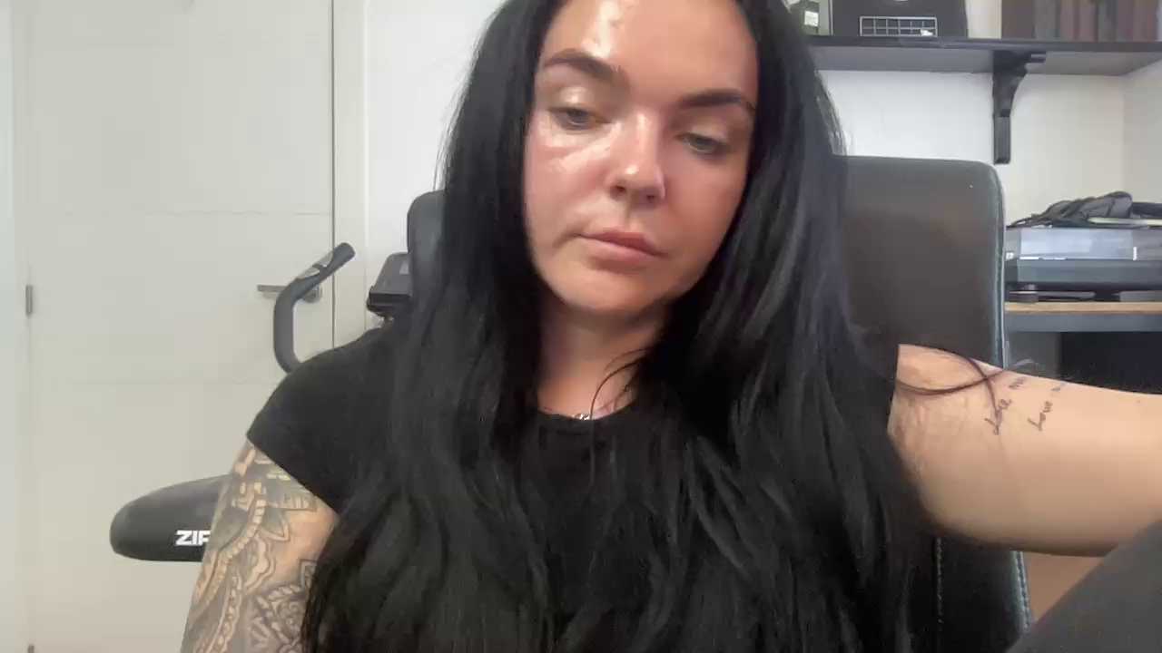 YorkshireGirly Stripchat recording – Oct 19, 2026