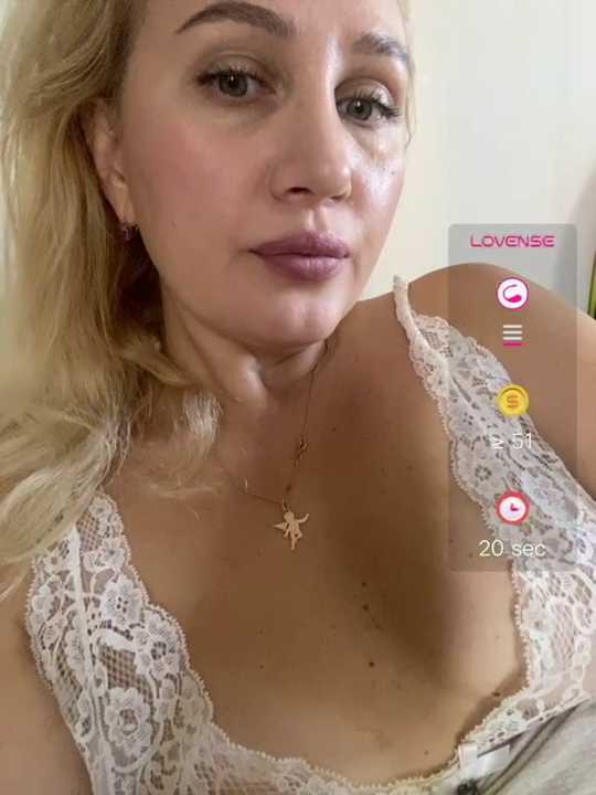 YourBlondee cam recording