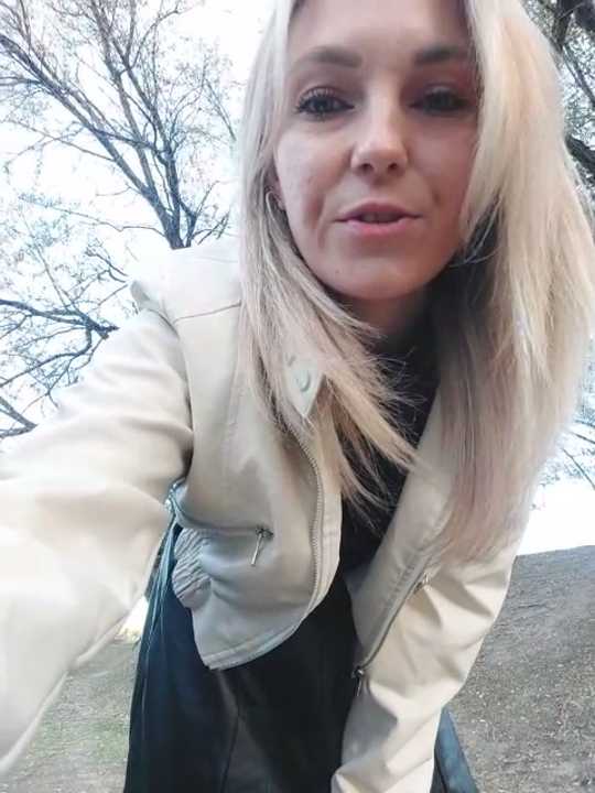 Yourblonde_69 cam recording