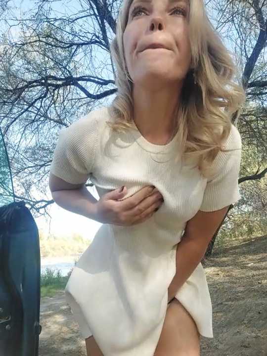 Yourblonde_69
