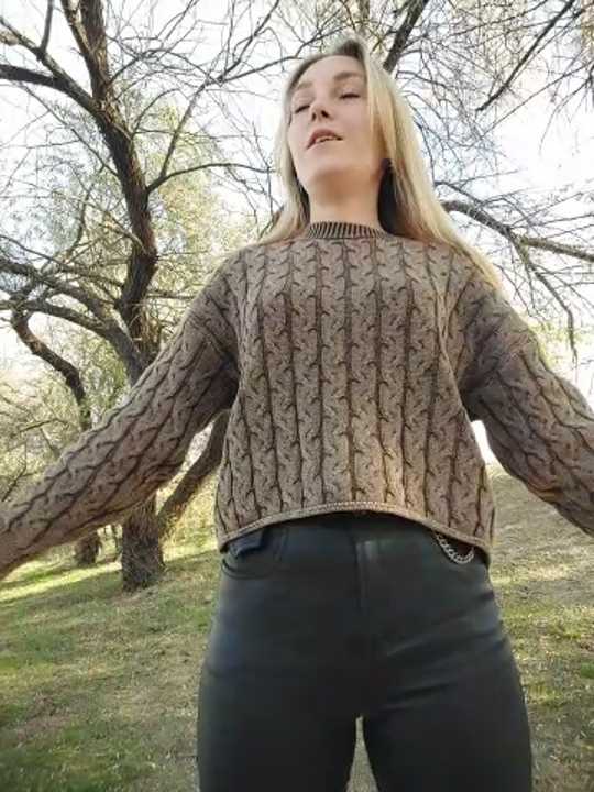 Yourblonde_69 cam recording
