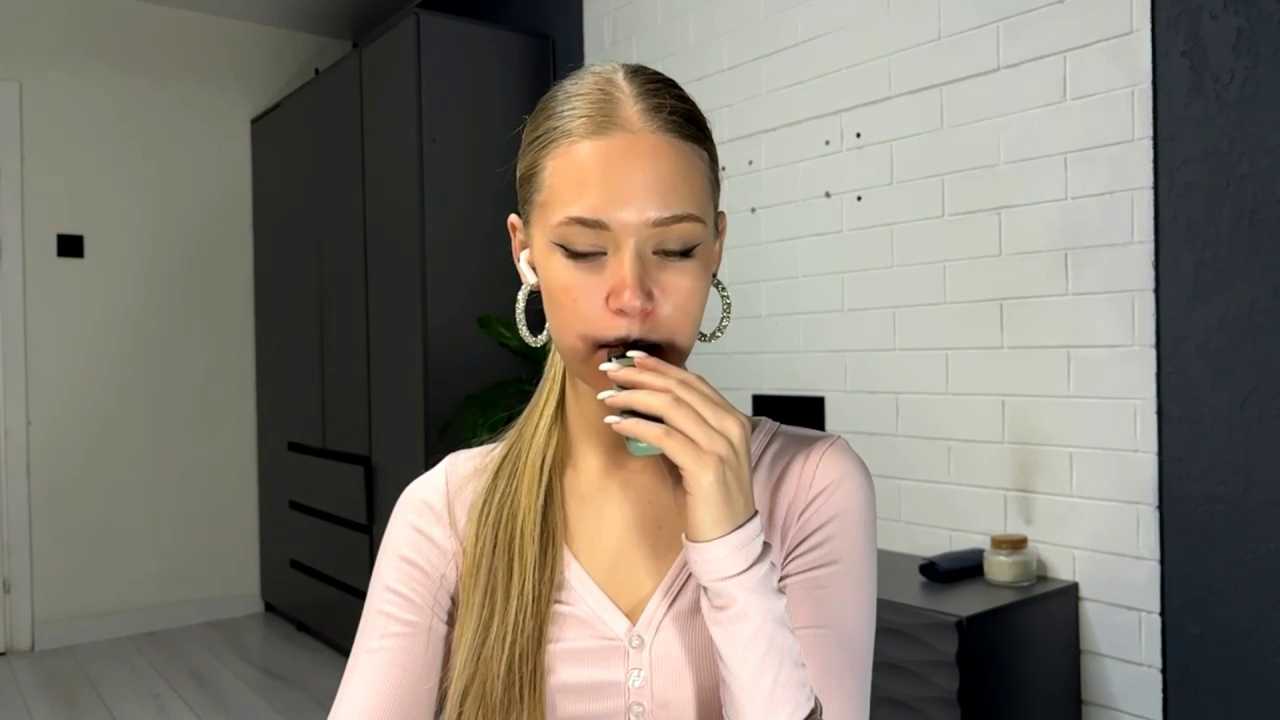 ZaidaSchwarten cam recording