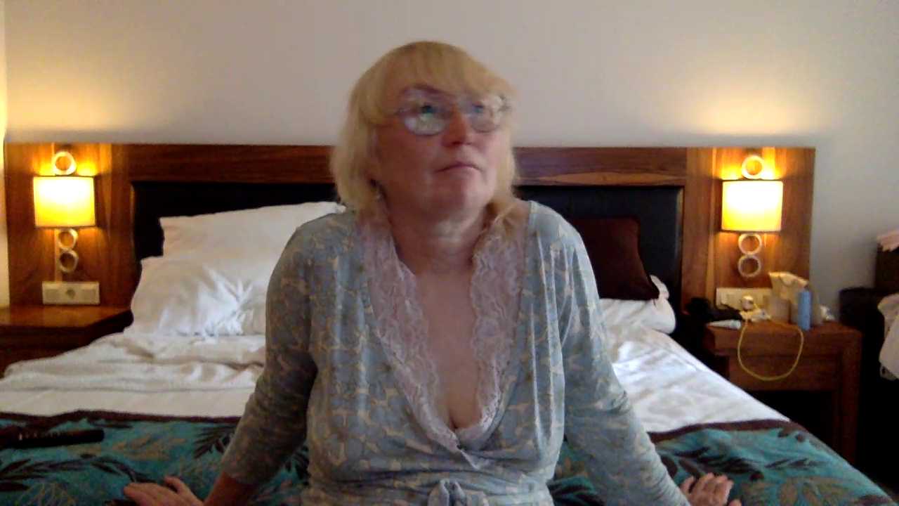 Zeyona cam recording