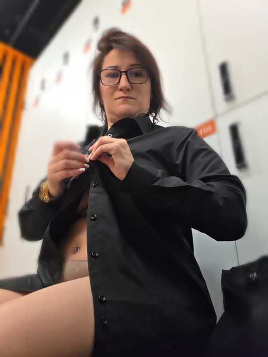 ZhenjaPoledance cam recording