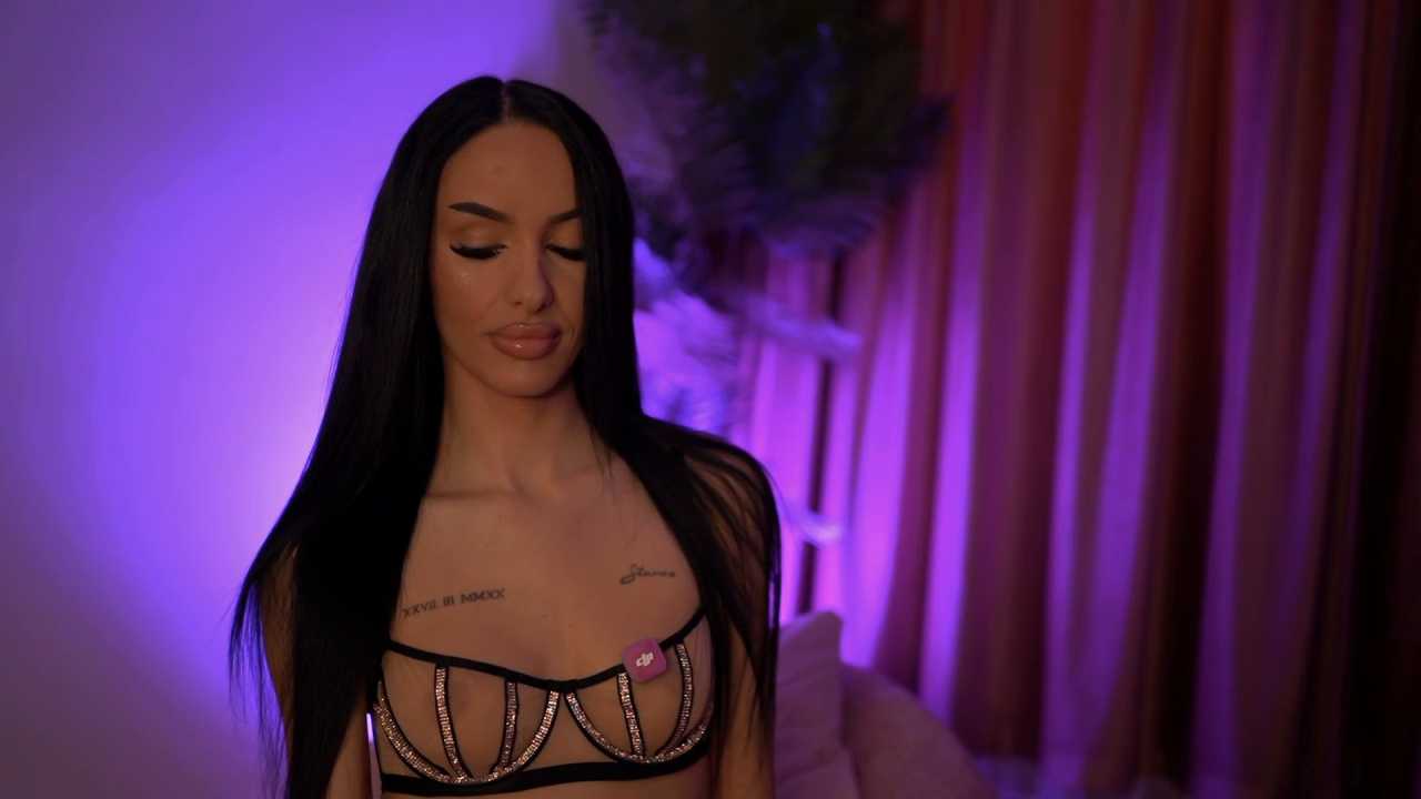 _Ayshelle_