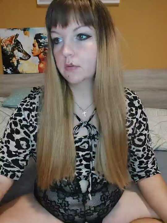 _Laura_9310 Stripchat recording – Oct 14, 2026