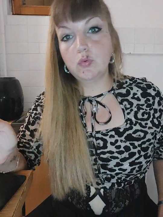 _Laura_9310 cam recording
